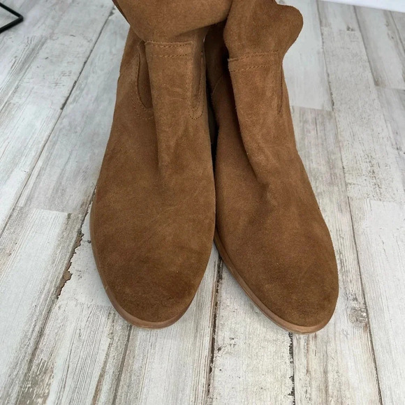 BP Women's Tan Suede Foldover Block Heel Ankle Booties Size 10M - Picture 3 of 10